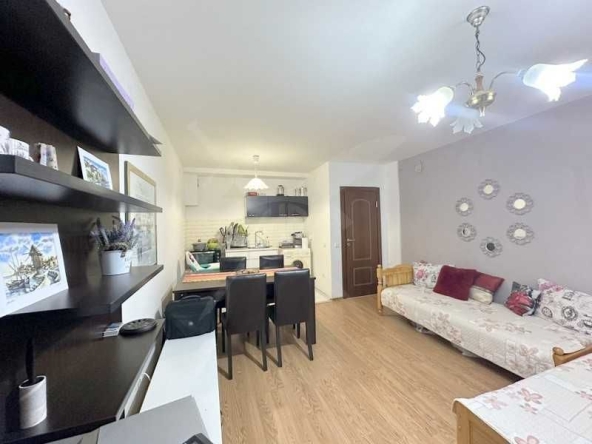 Тристаен апартамент в Несебър - 82 кв.м за 1074 €/кв.м - Снимка #1