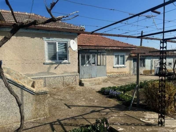 Къща в с. Селце, Област Добрич - 120 кв.м за 459 €/кв.м - Снимка #1