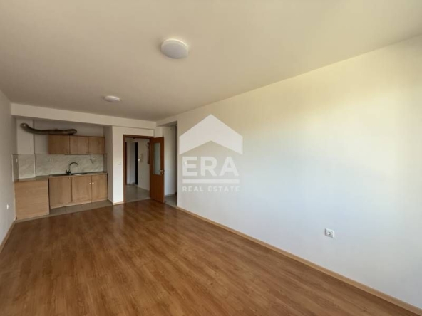 Дава се под наем Двустаен апартамент в Варна, Лятно кино Тракия - 52 кв.м за 400 € - Снимка #1