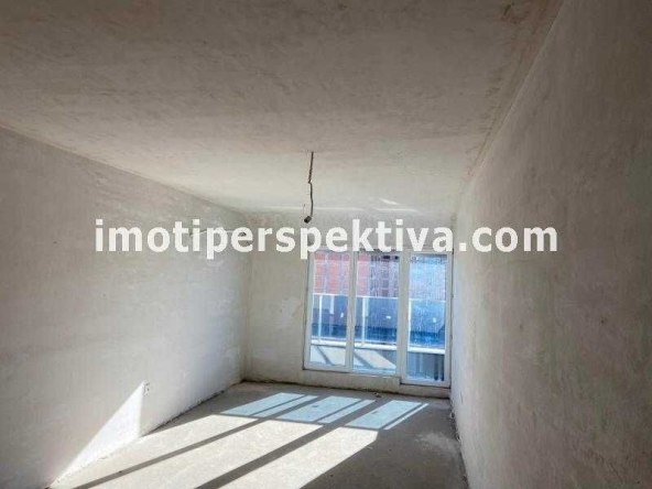 Двустаен апартамент в Пловдив, Кършияка - 77 кв.м за 1126 €/кв.м - Снимка #1
