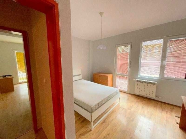 Дава се под наем Тристаен апартамент в София, Банишора - 120 кв.м за 600 € - Снимка #1