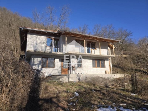 Къща в Елена - 196 кв.м за 765 €/кв.м - Снимка #1