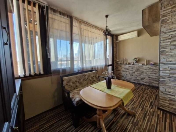 Едностаен апартамент в Бургас, Лазур - 58 кв.м за 1725 €/кв.м - Снимка #1