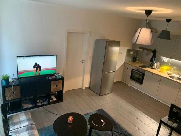 Дава се под наем Двустаен апартамент в София, Редута - 70 кв.м за 350 € - Снимка #1