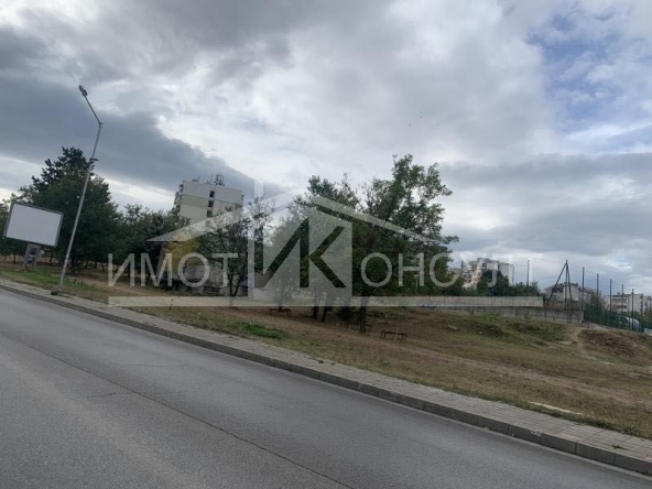 Парцел в Велико Търново, Бузлуджа - 3550 кв.м за 288 €/кв.м - Снимка #1