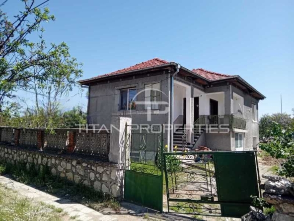 Къща в Пловдив, Тракия - 165 кв.м за 667 €/кв.м - Снимка #1