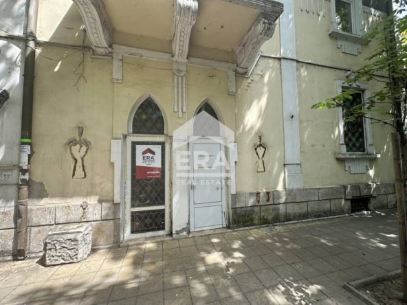 Етаж от къща в Русе, Център - 141 кв.м за 1841 €/кв.м - Снимка #1