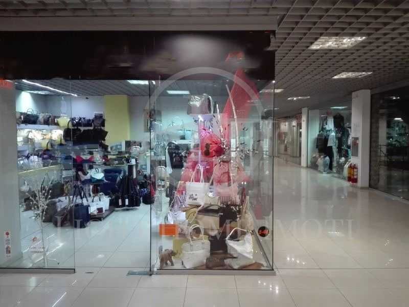 Магазин в Пловдив, Център - 33 кв.м за 1788 €/кв.м - Снимка #1