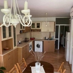 Дава се под наем Двустаен апартамент в Бургас, Братя Миладинови - 65 кв.м за 433.5 € - Снимка #1