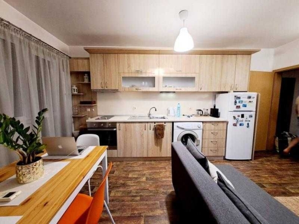 Дава се под наем Двустаен апартамент в Бургас, Лазур - 70 кв.м за 484.5 € - Снимка #1