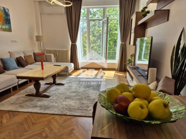 Дава се под наем Многостаен апартамент в София, Център - 120 кв.м за 1350 € - Снимка #1