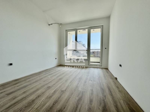 Четиристаен апартамент в Варна, Победа - 114 кв.м за 1799 €/кв.м - Снимка #1