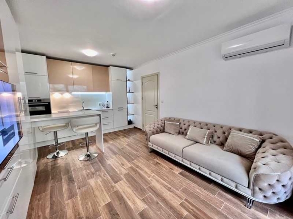 Двустаен апартамент в Несебър - 70 кв.м за 2285 €/кв.м - Снимка #1