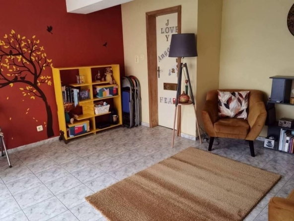 Дава се под наем Офис в София, Гео Милев - 28 кв.м за 250 € - Снимка #1