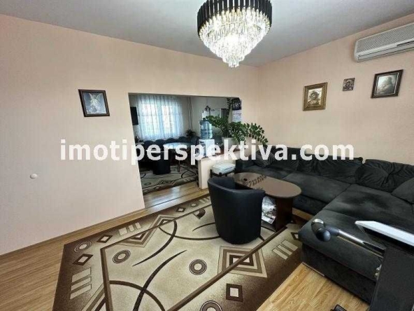 Тристаен апартамент в Пловдив, Тракия - 93 кв.м за 1709 €/кв.м - Снимка #1