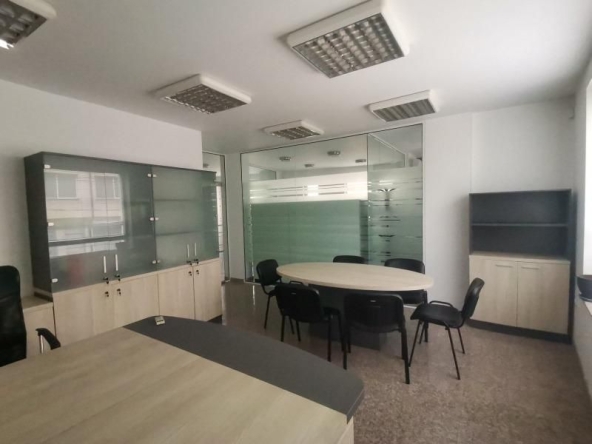 Дава се под наем Офис в София, Манастирски ливади - 85 кв.м за 810 € - Снимка #1