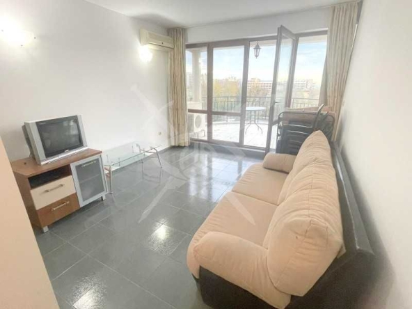 Тристаен апартамент в к.к. Слънчев бряг - 150 кв.м за 800 €/кв.м - Снимка #1