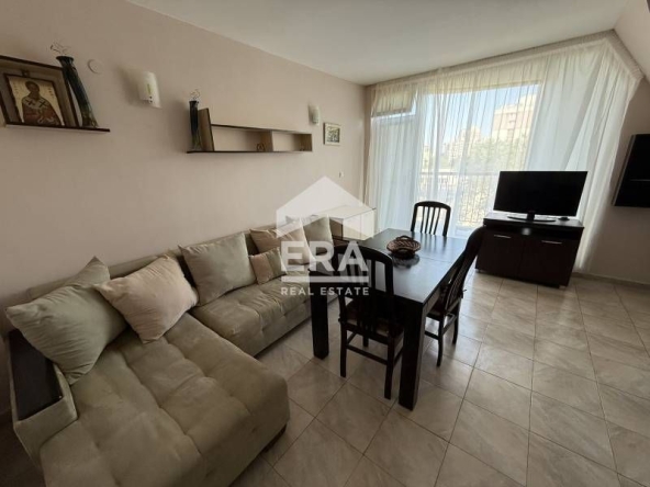 Дава се под наем Двустаен апартамент в Бургас, Изгрев - 55 кв.м за 382.5 € - Снимка #1