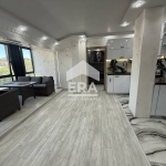 Двустаен апартамент в Варна, Колхозен пазар - 86 кв.м за 1861 €/кв.м - Снимка #1