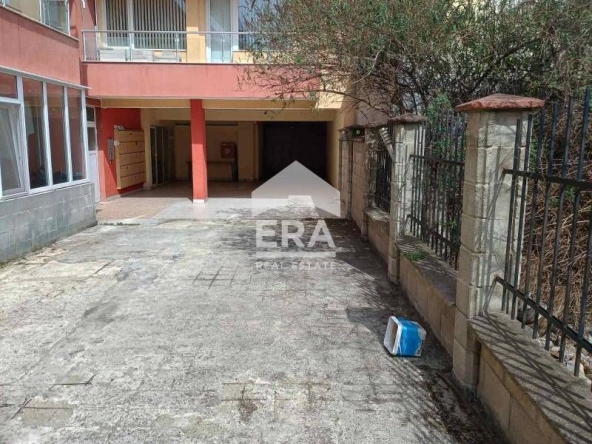 Гараж / Паркомясто в Варна, Трошево - 75 кв.м за 1040 €/кв.м - Снимка #1