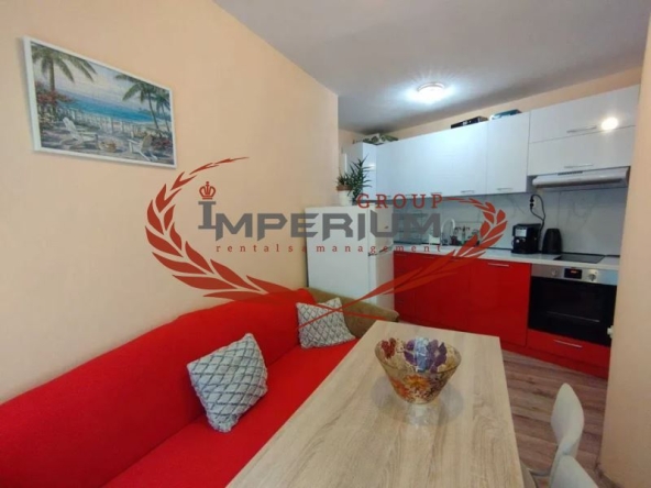 Дава се под наем Тристаен апартамент в Варна, Гръцка махала - 60 кв.м за 714 € - Снимка #1