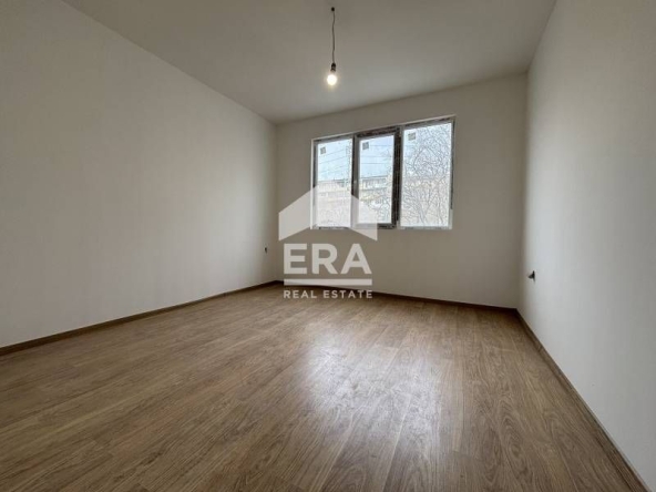 Двустаен апартамент в Варна, Трошево - 59 кв.м за 2289 €/кв.м - Снимка #1