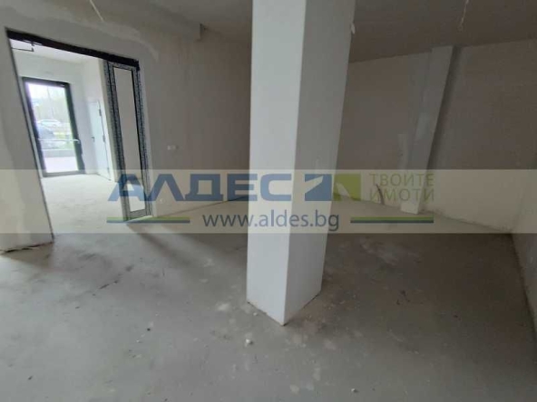 Дава се под наем Магазин в София, Люлин 10 - 1115 кв.м за 10704 € - Снимка #1