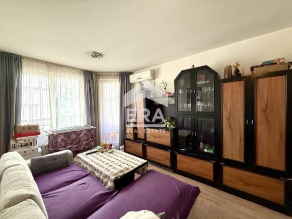 Двустаен апартамент в София, Белите брези - 65 кв.м за 7 €/кв.м - Снимка #1