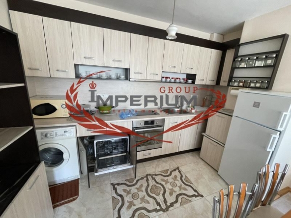 Дава се под наем Двустаен апартамент в Варна, Базар Левски - 60 кв.м за 459 € - Снимка #1