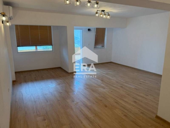 Дава се под наем Офис в Варна, м-т Евксиноград - 60 кв.м за 459 € - Снимка #1