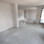 Тристаен апартамент в Варна, Операта - 108 кв.м за 1991 €/кв.м - Снимка #1