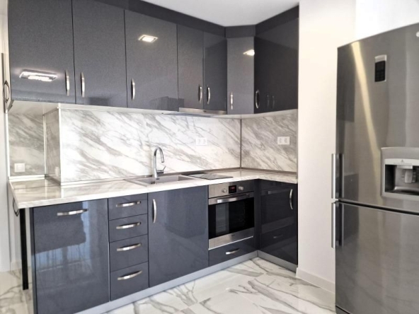 Дава се под наем Двустаен апартамент в Пловдив, Христо Смирненски - 68 кв.м за 750 € - Снимка #1