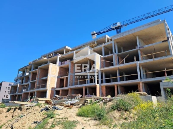 Тристаен апартамент в Варна, Бриз - 142 кв.м за 2043 €/кв.м - Снимка #1