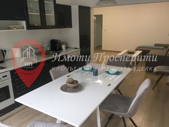 Дава се под наем Четиристаен апартамент в София, Център - 130 кв.м за 1300 € - Снимка #1