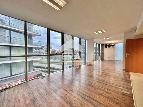 Офис в София, Манастирски ливади - 176 кв.м за 1932 €/кв.м - Снимка #1