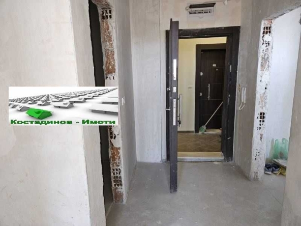 Тристаен апартамент в Пловдив, Съдийски - 107 кв.м за 1352 €/кв.м - Снимка #1