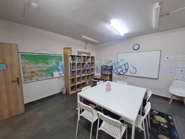 Дава се под наем Офис в Варна, Нептун - 150 кв.м за 750 € - Снимка #1