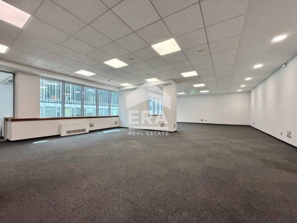 Дава се под наем Офис в София, Лозенец - 206 кв.м за 2485 € - Снимка #1