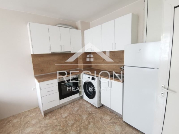 Дава се под наем Двустаен апартамент в Варна, Колхозен пазар - 42 кв.м за 433.5 € - Снимка #1