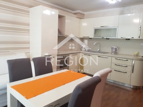 Дава се под наем Двустаен апартамент в Варна, Бриз - 60 кв.м за 650 € - Снимка #1