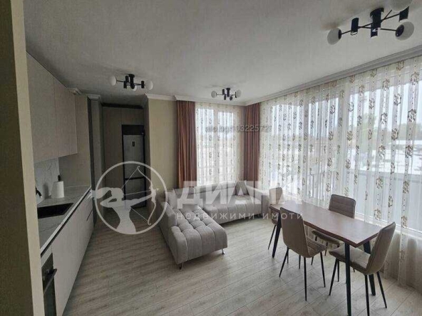Двустаен апартамент в Пловдив, Кършияка - 80 кв.м за 2000 €/кв.м - Снимка #1