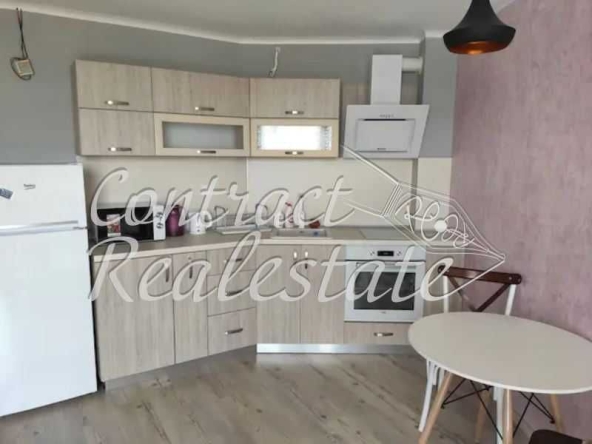 Дава се под наем Двустаен апартамент в Варна, Аспарухово - 67 кв.м за 433.5 € - Снимка #1