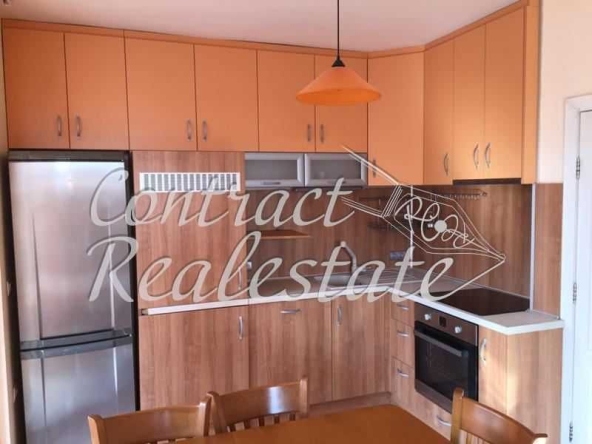 Дава се под наем Тристаен апартамент в Варна, Възраждане 1 - 101 кв.м за 612 € - Снимка #1