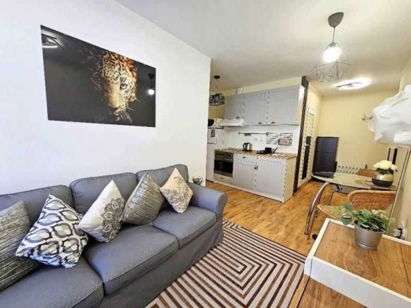 Двустаен апартамент в София, Драгалевци - 75 кв.м за 2027 €/кв.м - Снимка #1