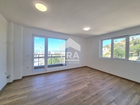 Двустаен апартамент в Варна, Възраждане 3 - 60 кв.м за 1584 €/кв.м - Снимка #1