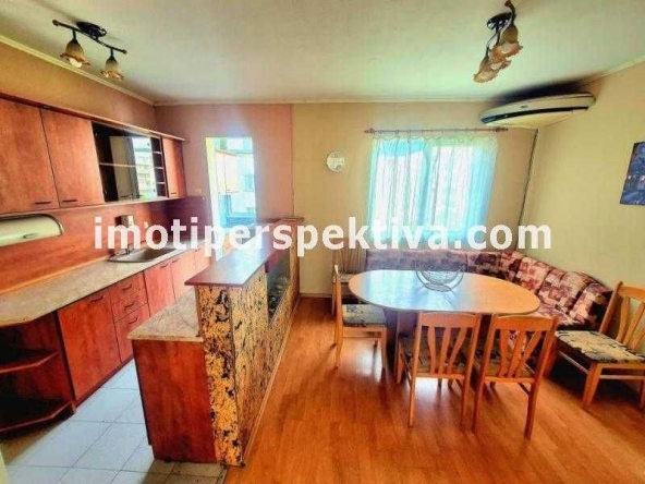 Тристаен апартамент в Пловдив, Център - 92 кв.м за 1490 €/кв.м - Снимка #1