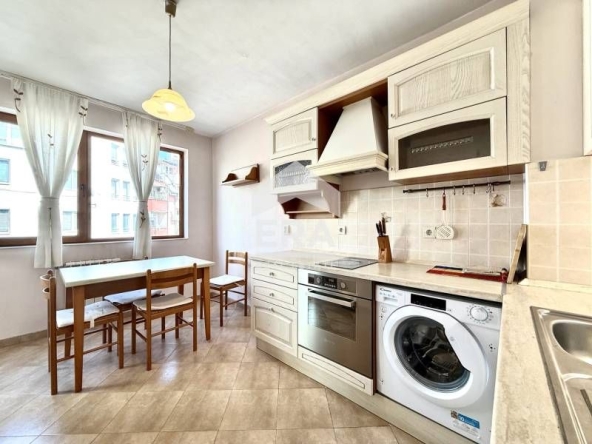 Дава се под наем Двустаен апартамент в София, Красно село - 70 кв.м за 700 € - Снимка #1