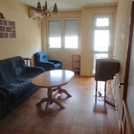 Дава се под наем Двустаен апартамент в Бургас, Център - 40 кв.м за 306 € - Снимка #1