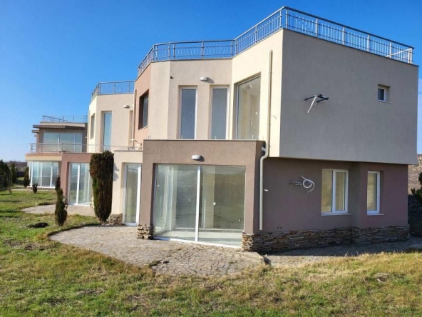 Къща в Бургас, Банево - 179 кв.м за 1230 €/кв.м - Снимка #1