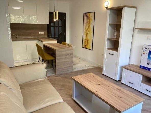 Дава се под наем Двустаен апартамент в Бургас, Възраждане - 69 кв.м за 357 € - Снимка #1